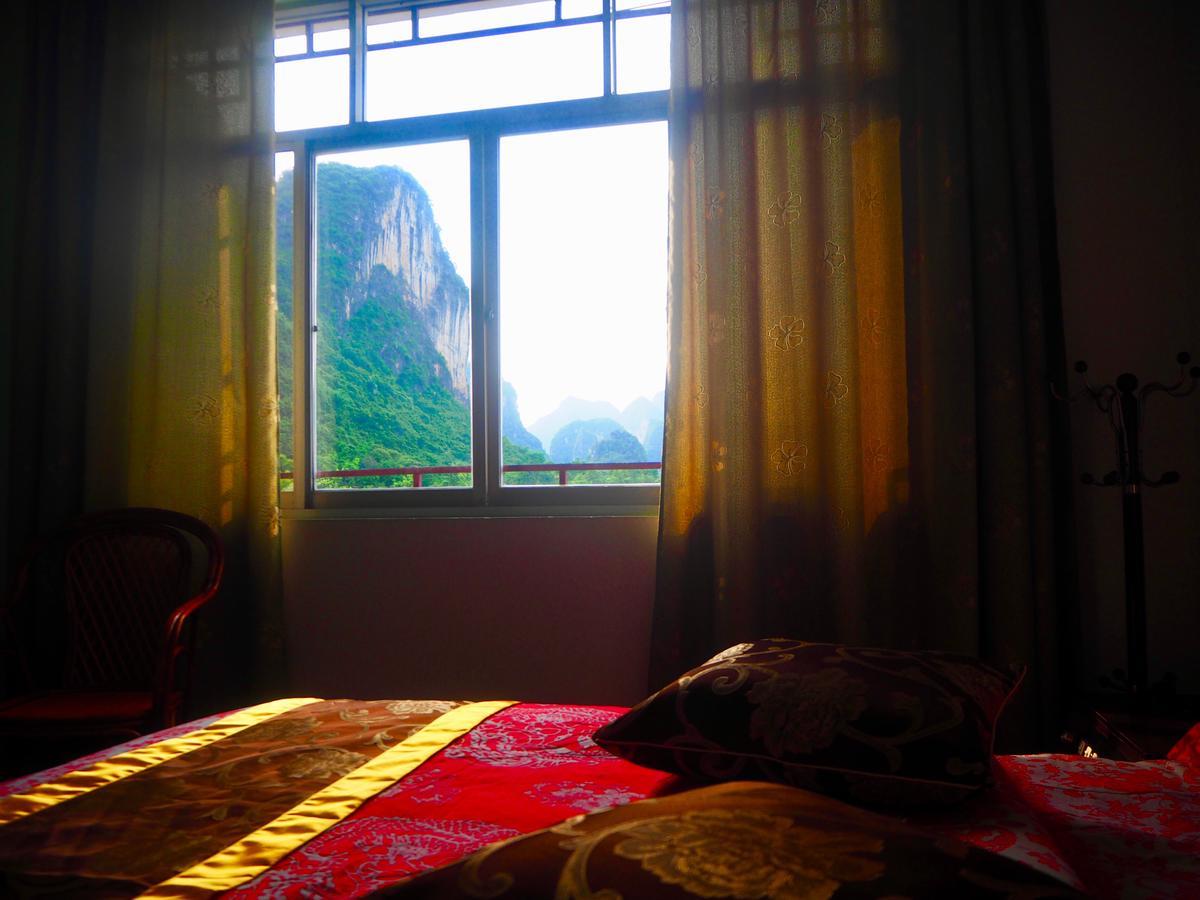 Yangshuo Moon Resort Hotel Ґуйлінь Екстер'єр фото